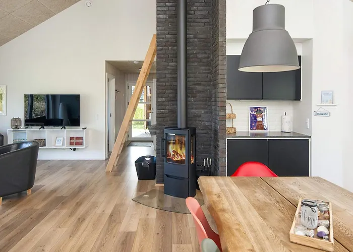 4 Star In Sydals-by Traum *